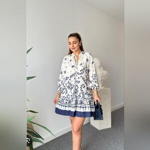 NWT Zara White and Navy Floral Linen Tunic Dress